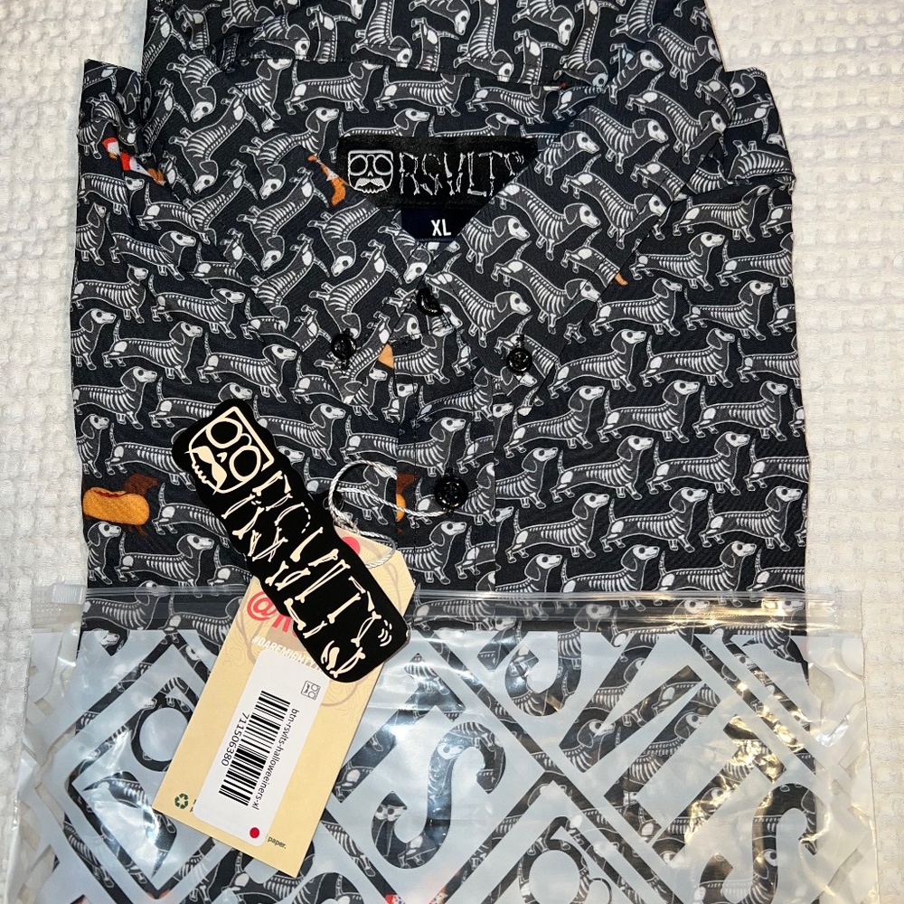 RSVLTS Halloweiners XL NWT Drop Zone